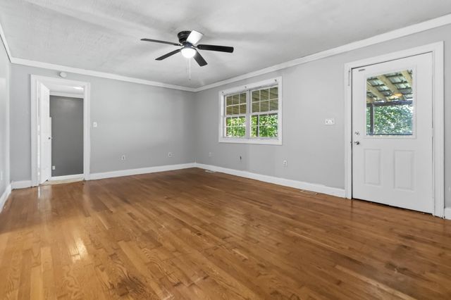 3301 KY-39, Crab Orchard, KY 40419