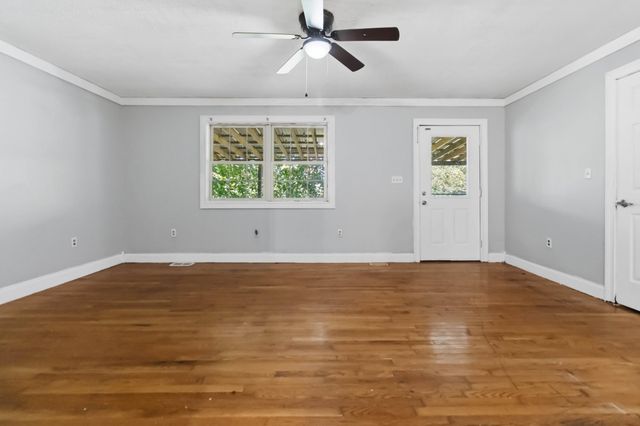 3301 KY-39, Crab Orchard, KY 40419