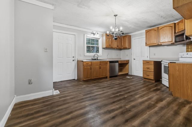3301 KY-39, Crab Orchard, KY 40419