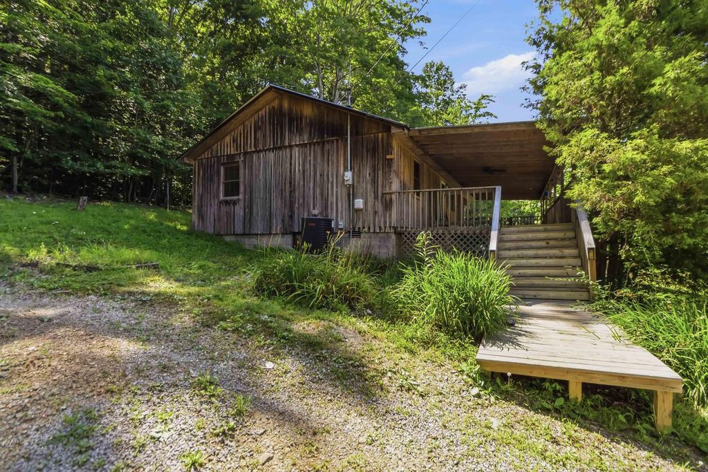 3301 KY-39, Crab Orchard, KY 40419