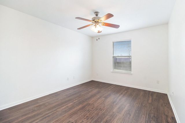 2605 Zackery Court, Dickinson, TX 77539