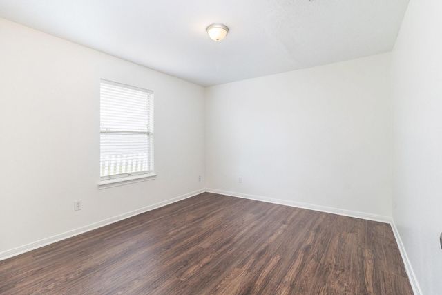 2605 Zackery Court, Dickinson, TX 77539