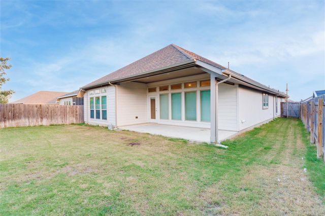 219 Krupp Ave, Liberty Hill, TX 78642