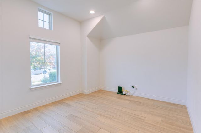 219 Krupp Ave, Liberty Hill, TX 78642