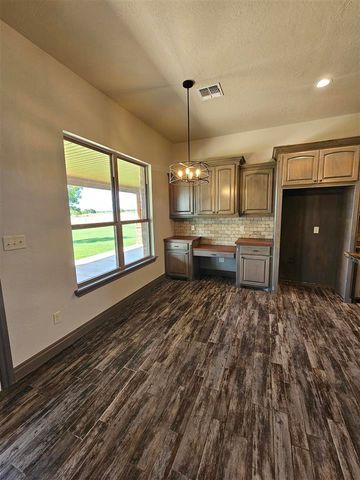 4106 SE Bishop Rd, Lawton, OK 73501