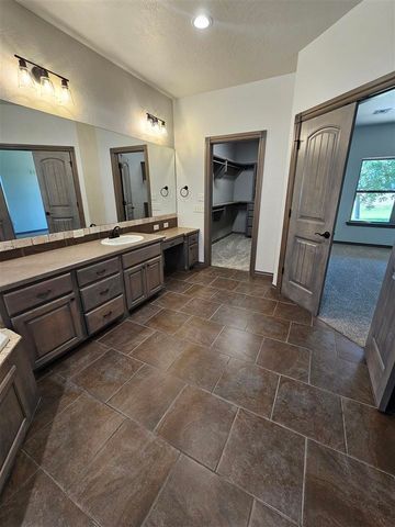 4106 SE Bishop Rd, Lawton, OK 73501