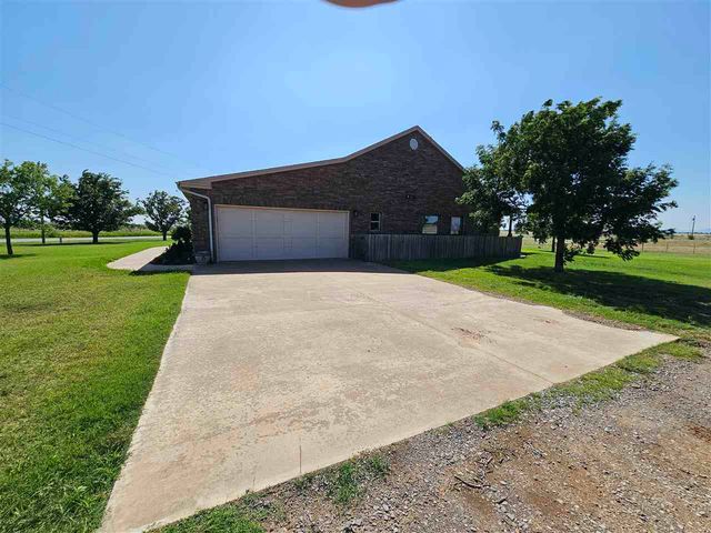 4106 SE Bishop Rd, Lawton, OK 73501