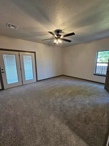 4106 SE Bishop Rd, Lawton, OK 73501