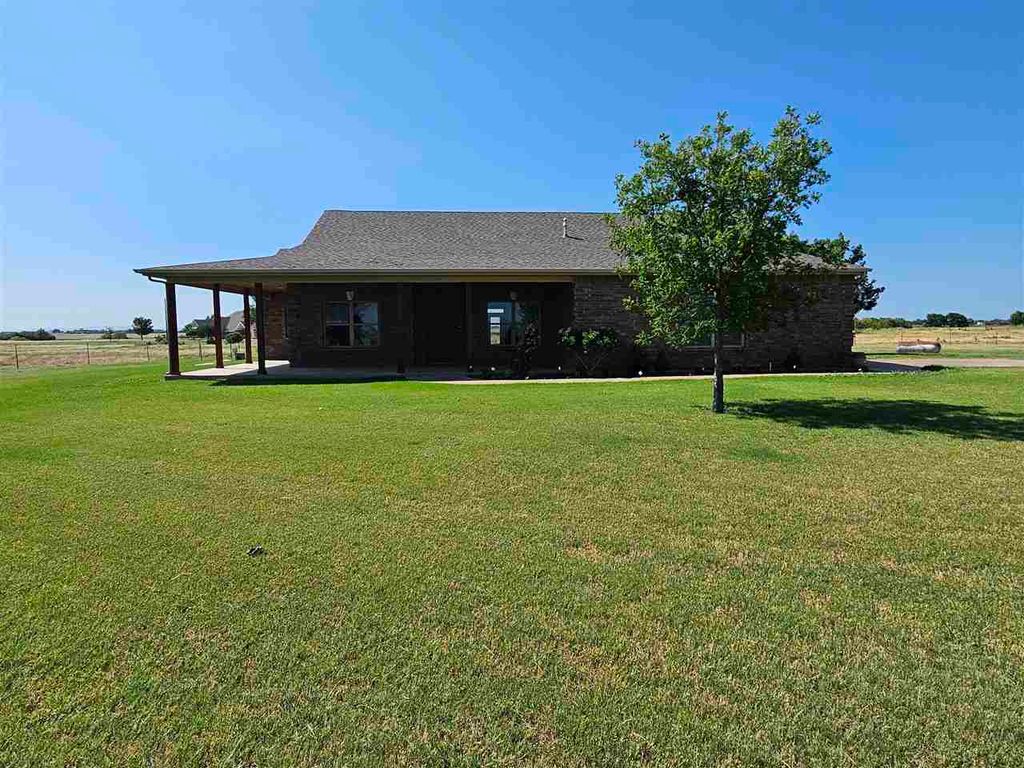4106 SE Bishop Rd, Lawton, OK 73501