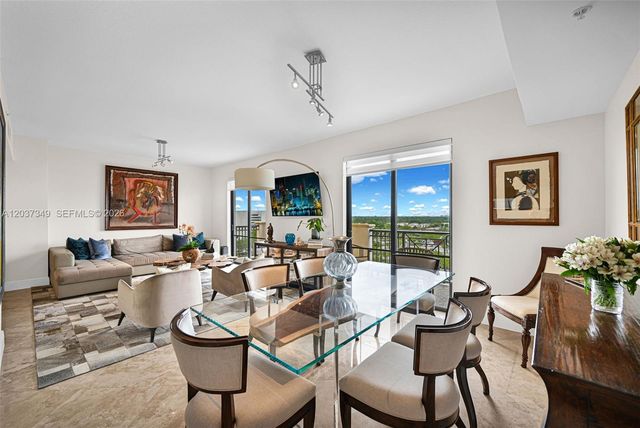 8390 SW 72nd Avenue 905, Miami, FL 33143