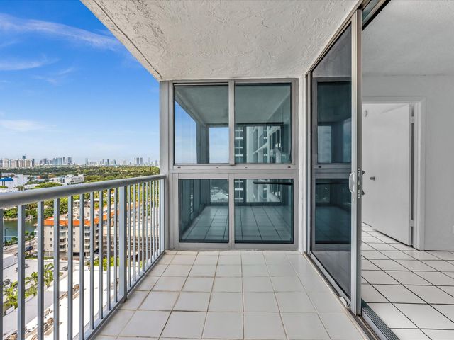 2655 Collins Avenue Unit 1710, Miami Beach, FL 33140