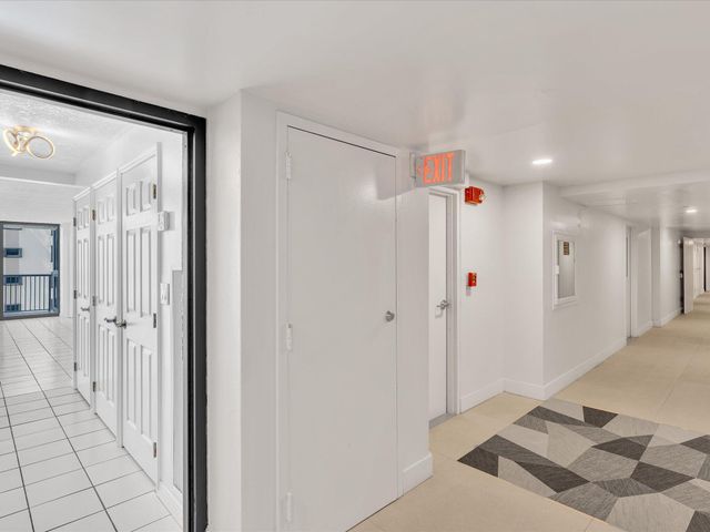 2655 Collins Avenue Unit 1710, Miami Beach, FL 33140