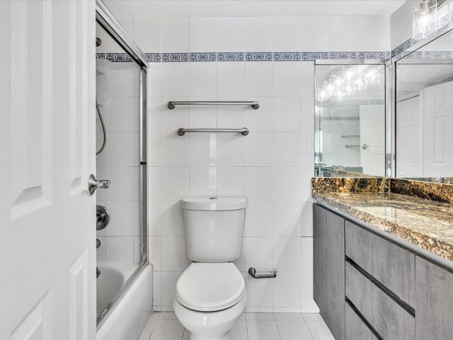 2655 Collins Avenue Unit 1710, Miami Beach, FL 33140