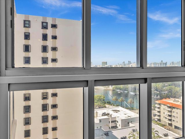 2655 Collins Avenue Unit 1710, Miami Beach, FL 33140