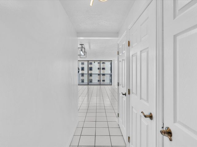 2655 Collins Avenue Unit 1710, Miami Beach, FL 33140