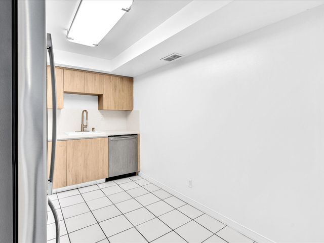 2655 Collins Avenue Unit 1710, Miami Beach, FL 33140