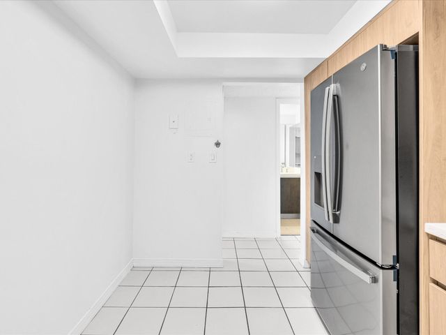 2655 Collins Avenue Unit 1710, Miami Beach, FL 33140