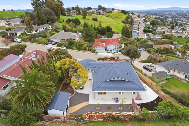 15933 Cambrian Drive, Castro Valley, CA 94578