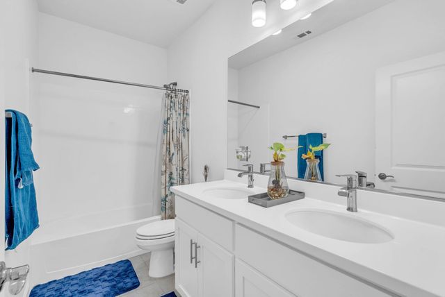 9 Cedar Ct, Pittsburg, CA 94565