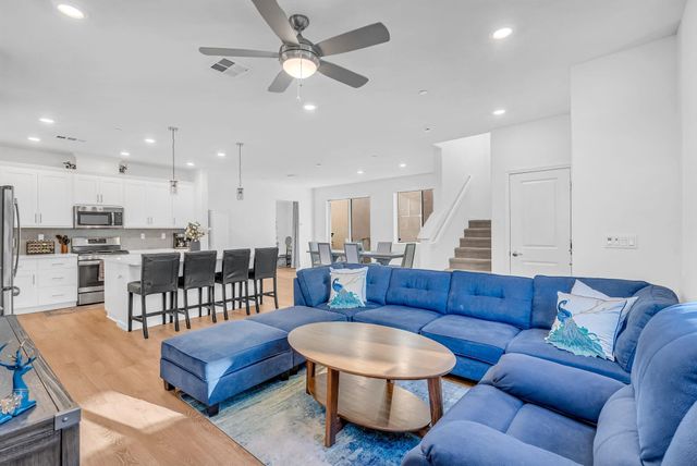 9 Cedar Ct, Pittsburg, CA 94565