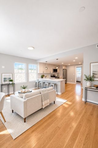 98 Prescott St 3C, Boston, MA 02128