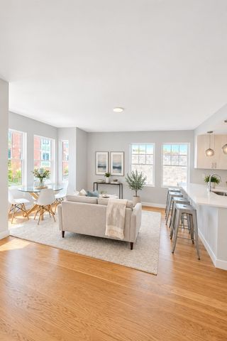 98 Prescott St 3C, Boston, MA 02128