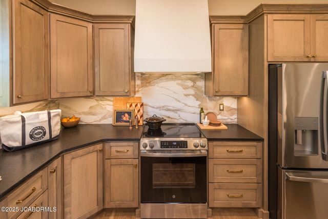 5605 DOGWOOD TRAIL, Jefferson City, MO 65101