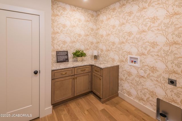 5605 DOGWOOD TRAIL, Jefferson City, MO 65101