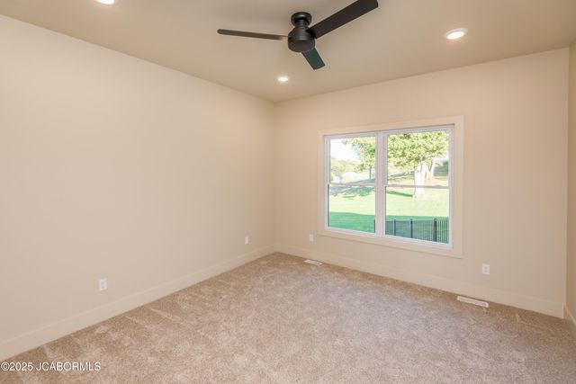 5605 DOGWOOD TRAIL, Jefferson City, MO 65101