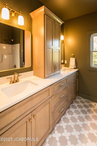 5605 DOGWOOD TRAIL, Jefferson City, MO 65101