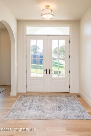 5605 DOGWOOD TRAIL, Jefferson City, MO 65101