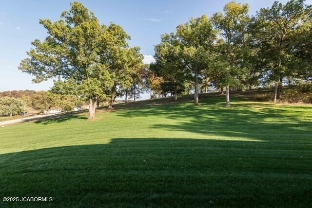 5605 DOGWOOD TRAIL, Jefferson City, MO 65101