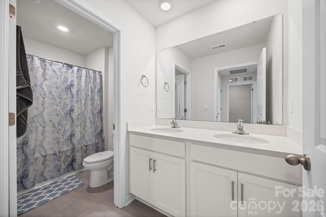 542 King Clover Lane, Clover, SC 29710