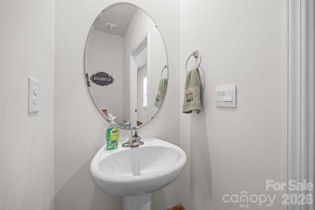 542 King Clover Lane, Clover, SC 29710