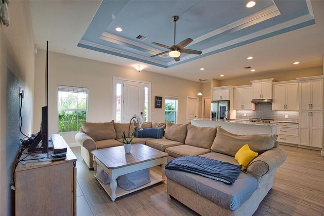 916 BOUNDARY BOULEVARD, Rotonda West, FL 33947