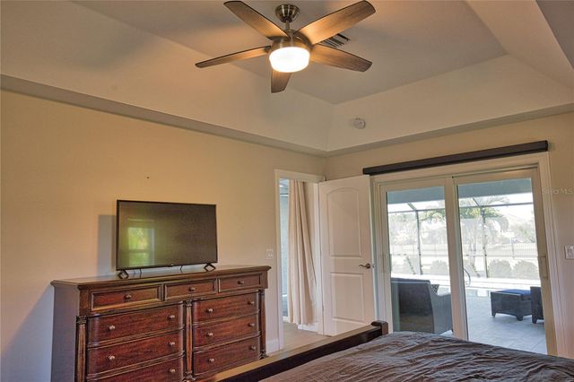 916 BOUNDARY BOULEVARD, Rotonda West, FL 33947