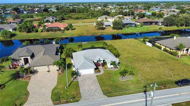 916 BOUNDARY BOULEVARD, Rotonda West, FL 33947