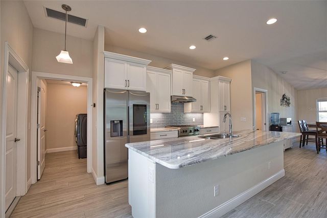 916 BOUNDARY BOULEVARD, Rotonda West, FL 33947