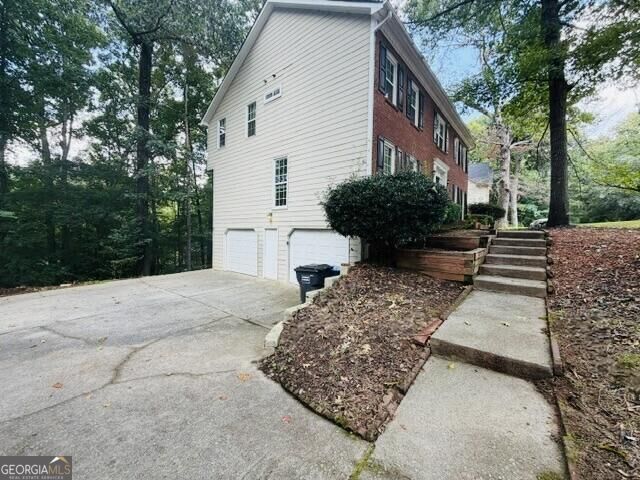 1925 Geyser Trace, Lawrenceville, GA 30044