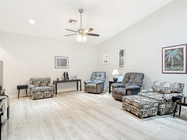 202 WALTER STEVENS WAY, Deland, FL 32724