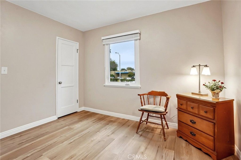 Image 14 of property listing at 3227 E Del Mar Boulevard, Pasadena, CA 91107