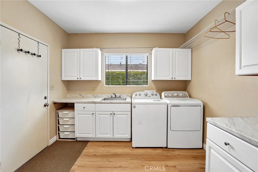 Image 27 of property listing at 3227 E Del Mar Boulevard, Pasadena, CA 91107