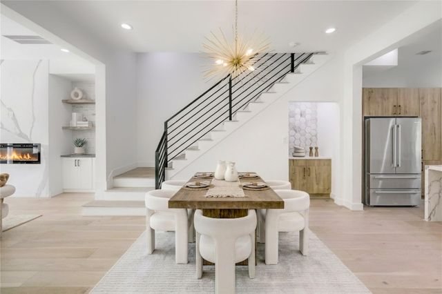 6209 Westcott Street, Houston, TX 77007