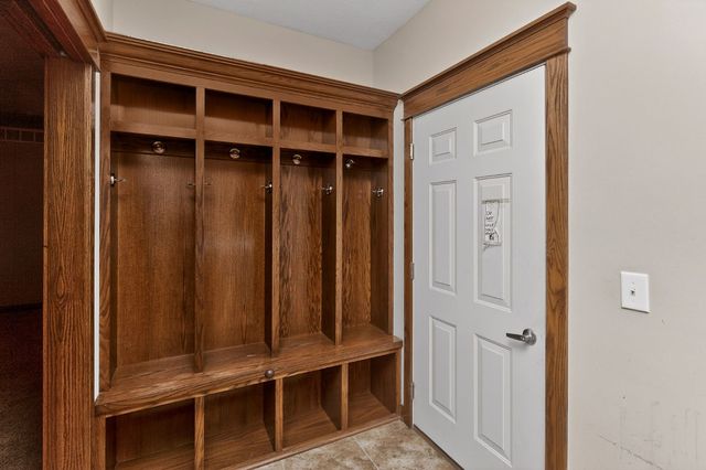 1716 2nd Avenue SW, Altoona, IA 50009