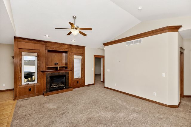 1716 2nd Avenue SW, Altoona, IA 50009