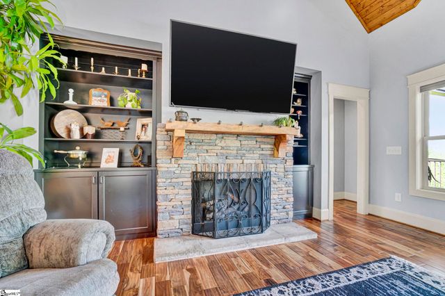 129 Eliza Lane, Marietta, SC 29661