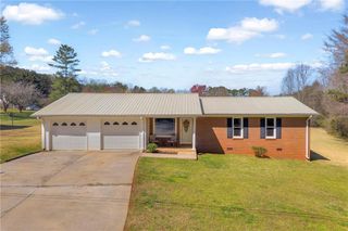586 Eastanollee Bypass, Eastanollee, GA 30538