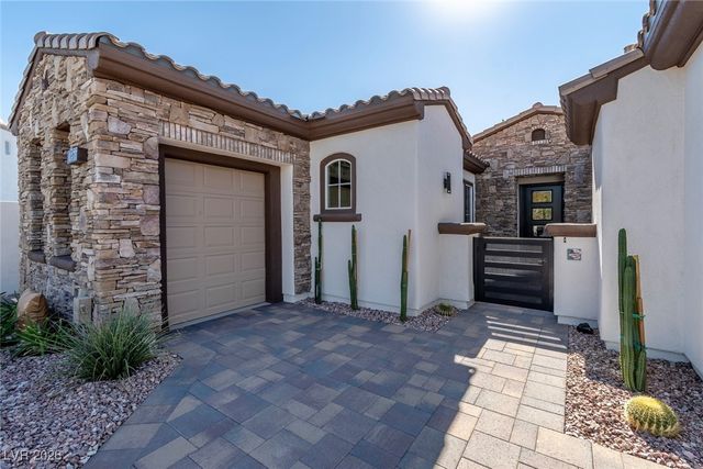 11477 Timber Mountain Avenue, Las Vegas, NV 89135