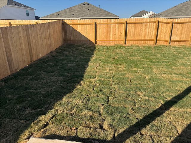 117 Donnington DR, Hutto, TX 78634