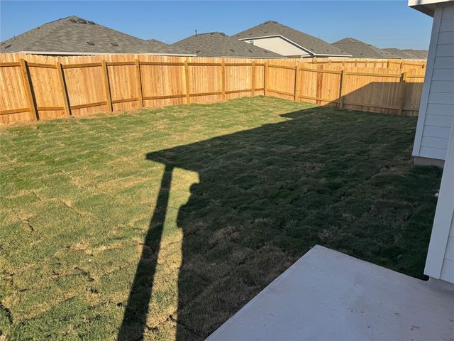 117 Donnington DR, Hutto, TX 78634